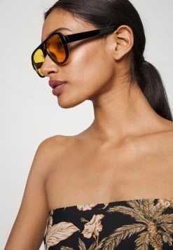 Seafolly DD BIG CUP CASTAWAY BANDEAU SINGLET - Bikini Top - Black -Seafolly Shop 37ef285fb0304b8b845b6767a4090047