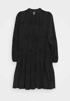 Seafolly BORA BORA FLORA EMBROIDERY TIERED DRESS - Beach Accessory - Black 5 Seafolly BORA BORA FLORA EMBROIDERY TIERED DRESS - Beach Accessory - Black -Seafolly Shop 410409683c644d51b0c074ea00ce855d