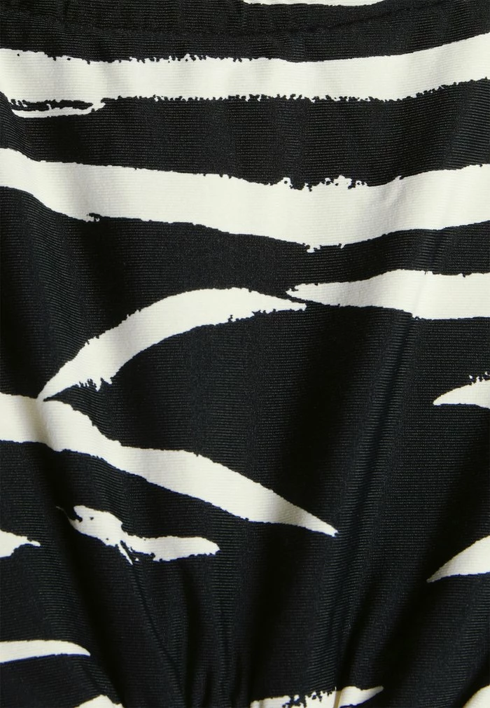 SKIN DEEP HIGH NECK TANK - Bikini top - black Seafolly SKIN DEEP HIGH NECK TANK - Bikini Top - Black -Seafolly Shop 6a56b17a370643a2bb482485bee9d1a0